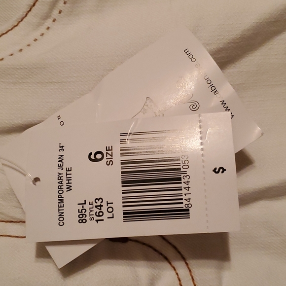 CAbi White Jeans - Picture 4 of 10